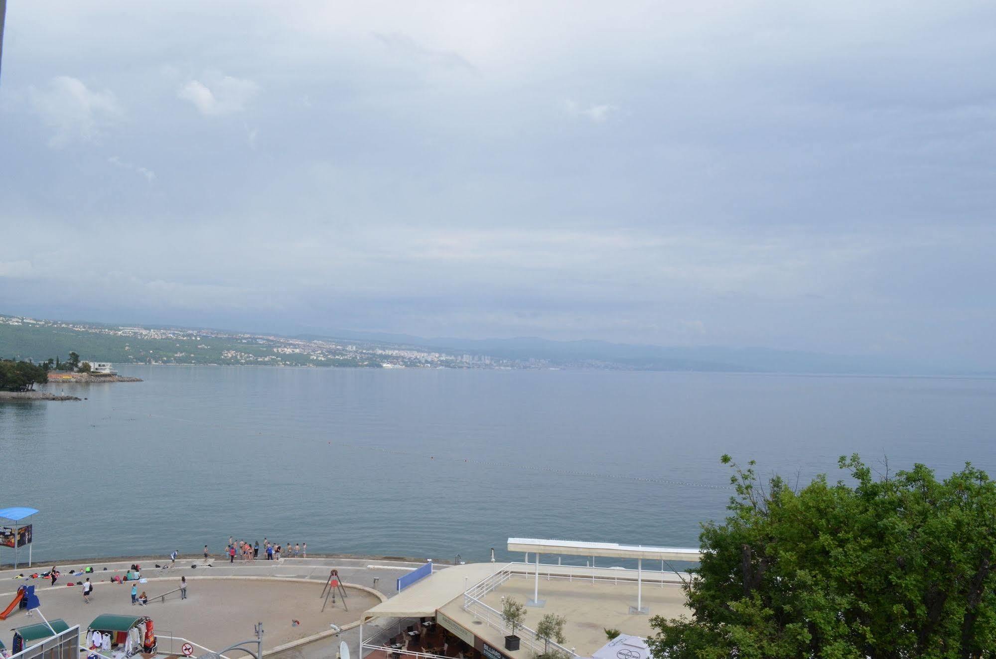 Hotel Galeb 오파티아 외부 사진