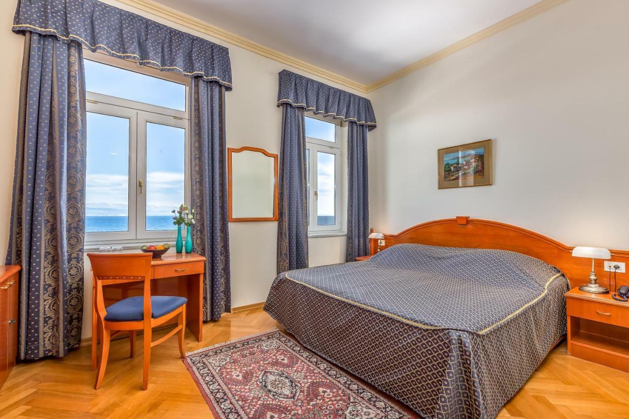 Hotel Galeb 오파티아 외부 사진